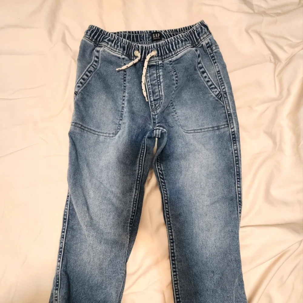 Gap stretch jogger kids size 8